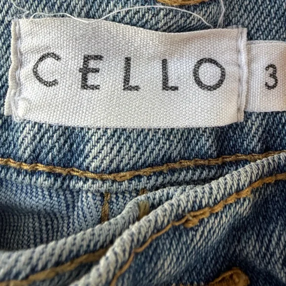 Cello Women's Distressed Jeans - Picture 5 of 5